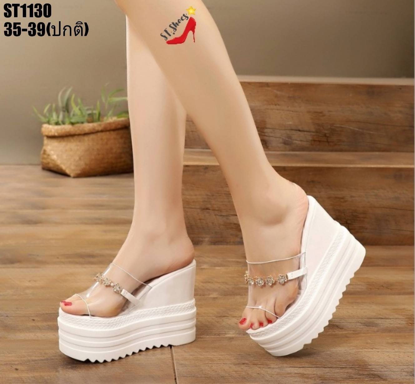 รองเท้าส้นเตารีดแต่งดอกไม้เพชร (สีขาว)