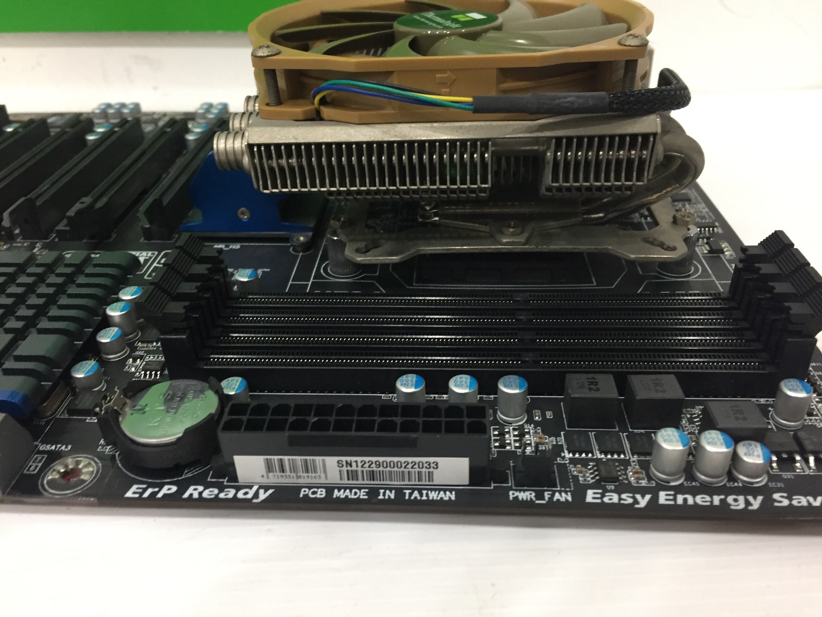 AMD FX6300 + GIGABYTE GA-990FXA-UD5