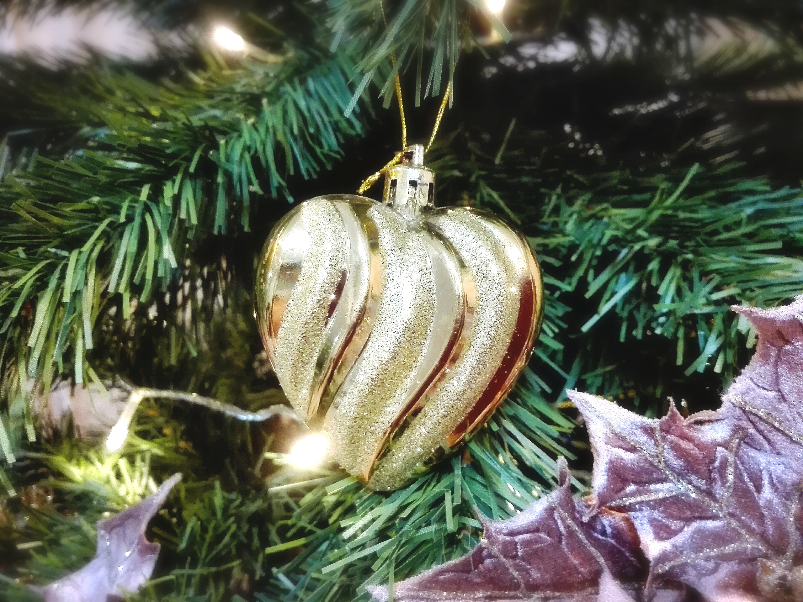ชุดต้นคริสต์มาส 7 ฟุต (2.1 ม.) + ตกแต่ง Gold & Shades of Pink Christmas Theme