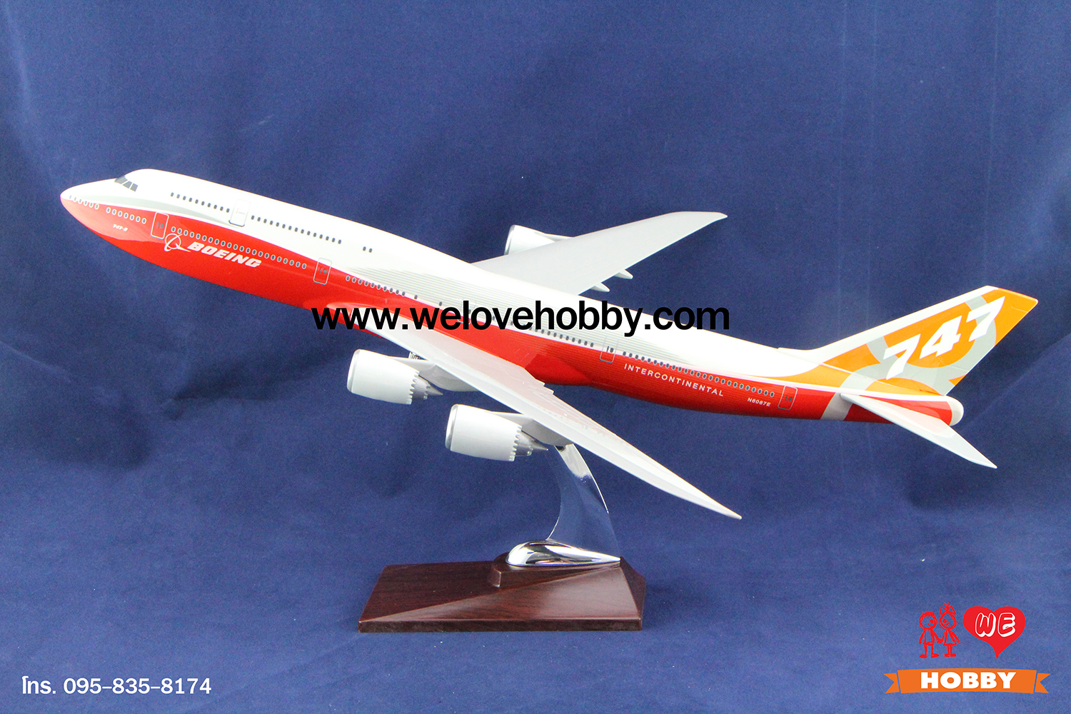 โมเดลเครื่องบิน Boeing 747 สหรัฐอเมริกา สีส้ม ลำใหญ่