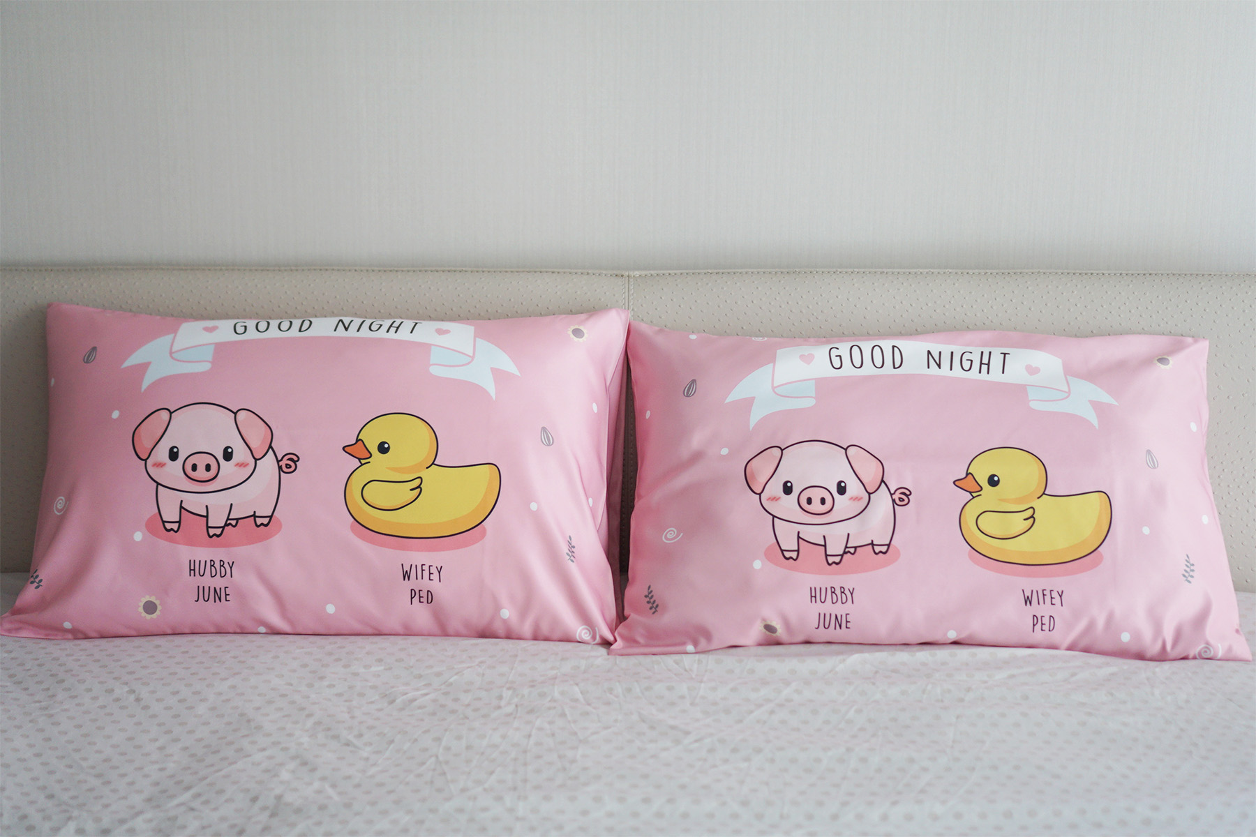 ปลอกหมอนหนุนคู่ พิมพ์ลายเต็มผืน Ping&Duck - Pink