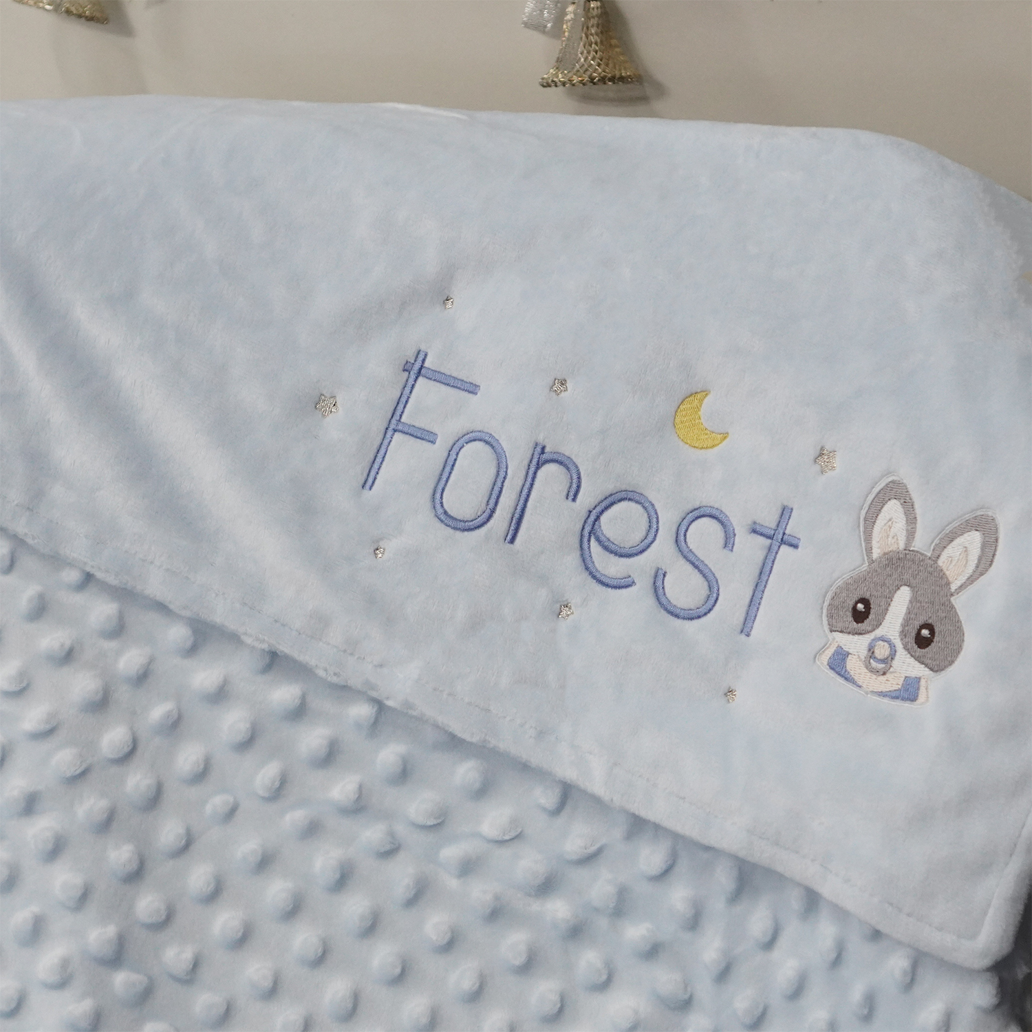 ผ้าห่ม Minky - สีฟ้า 75x100cm แบบปักชื่อ+การ์ตูน - Rabbit - Boy