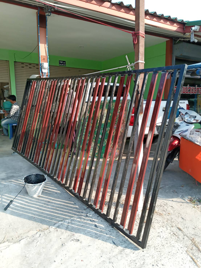 รับทำรั้ว ช่างทำรั้ว ทำรั้วบ้าน รั้วเหล็ก รั้วสแตนเลส รั้วโรงงาน