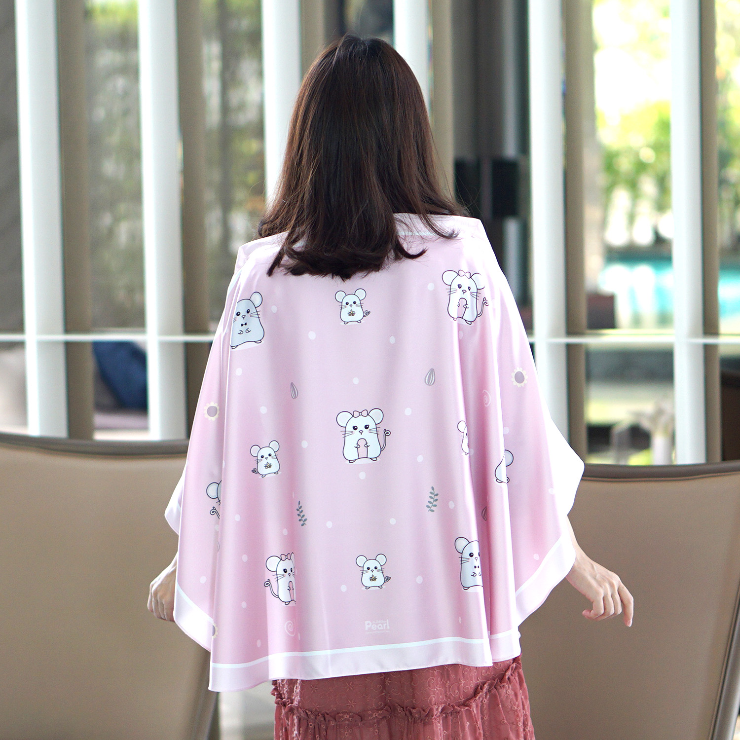 ผ้าคลุมให้นม สั่งทำใส่ชือ ลาย Mini Mouse - Pink
