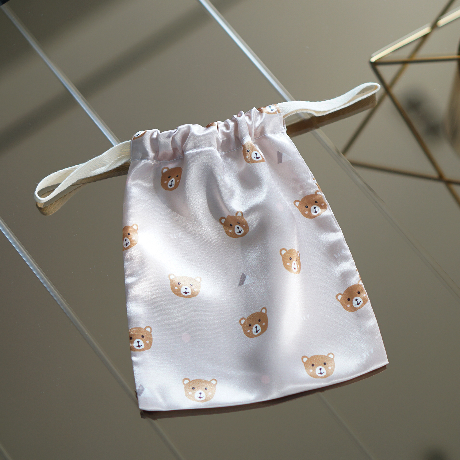 ถุงผ้าซาติน ลาย Pattern Teddy - Brown