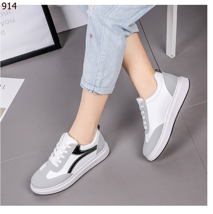 รองเท้าผ้าใบแฟชั่นลาย Sport เรียบ (สีดำ)