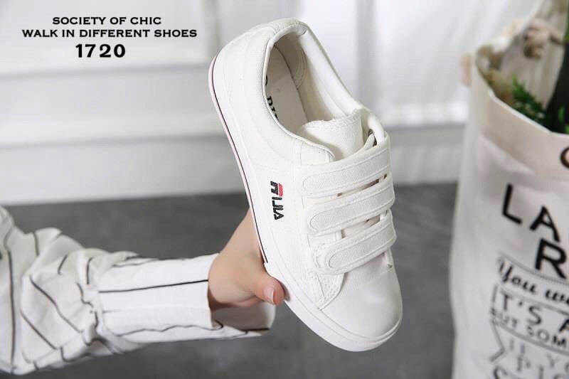 รองเท้าผ้าใบเมจิกเทป Style FILA (สีดำ)