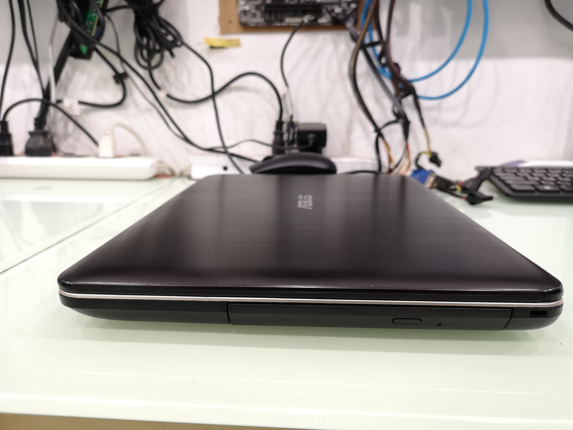 ASUS X441NC N4200 GT810