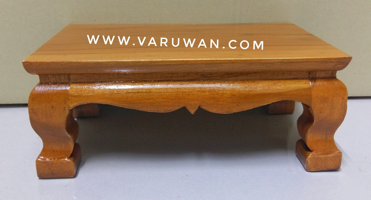 โต๊ะยอดไม้สัก