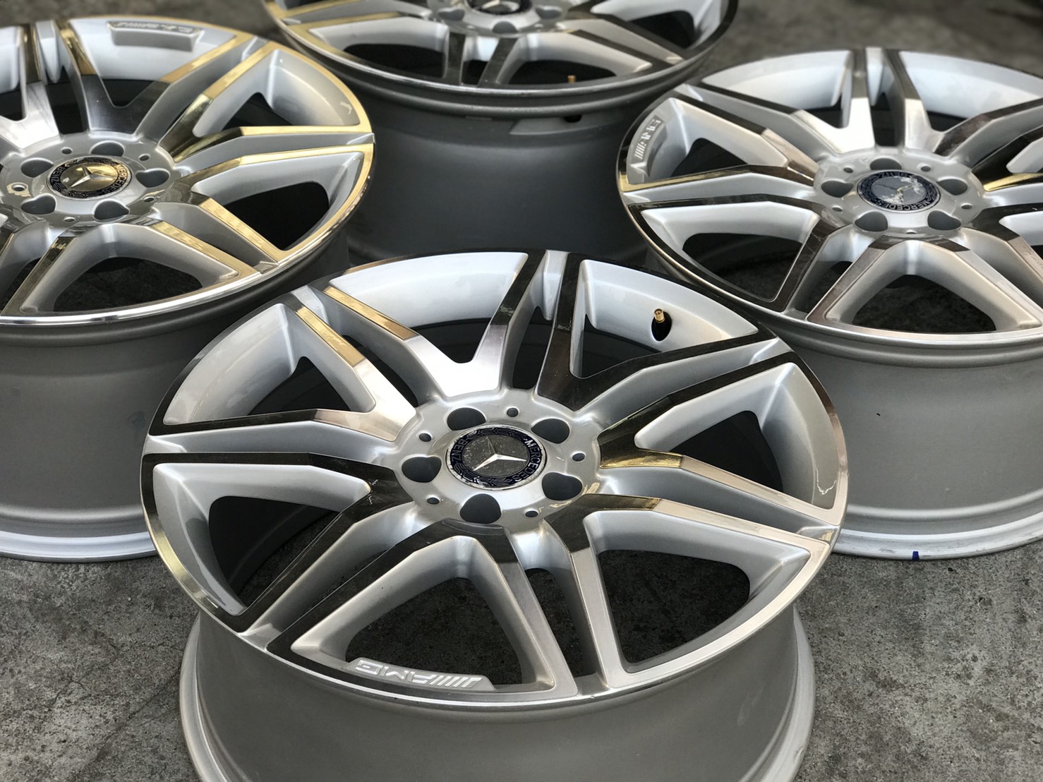 ล้อแท้ AMG Twin 7 Spoke 19" w212