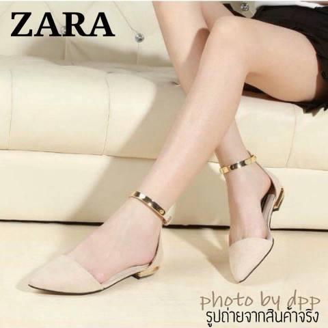 พร้อมส่ง : รองเท้าหัวแหลมกำมะหยี่ (สีครีม)