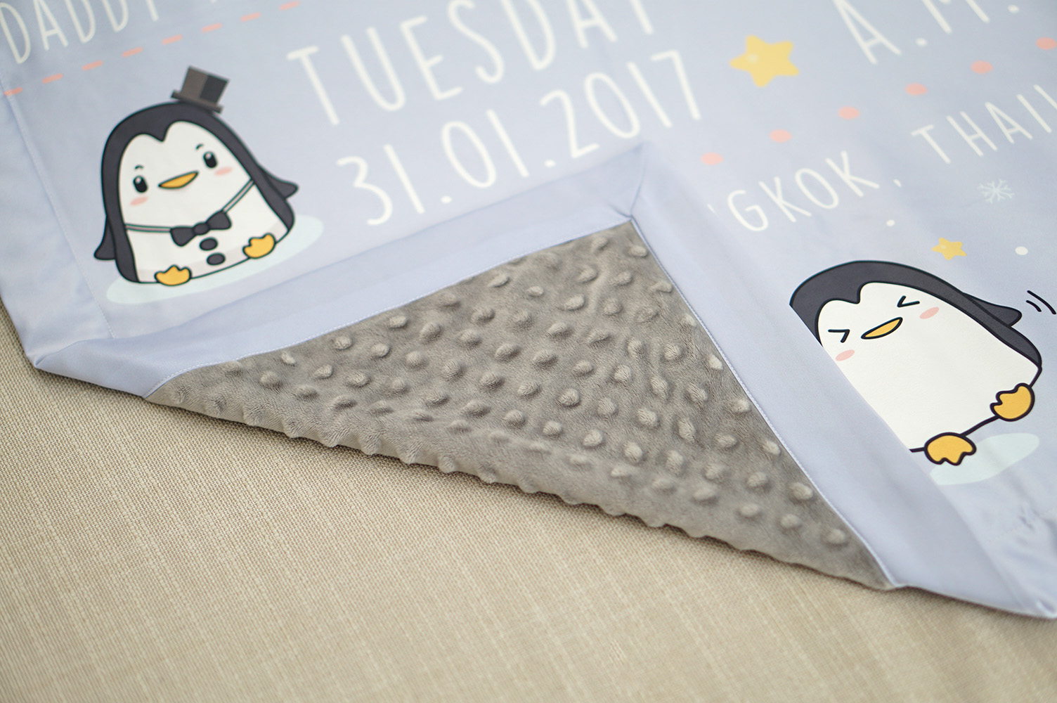 ผ้าห่มเด็ก ใส่ประวัติแรกเกิด ลายเพนกวิ้น Penguin - Indigo