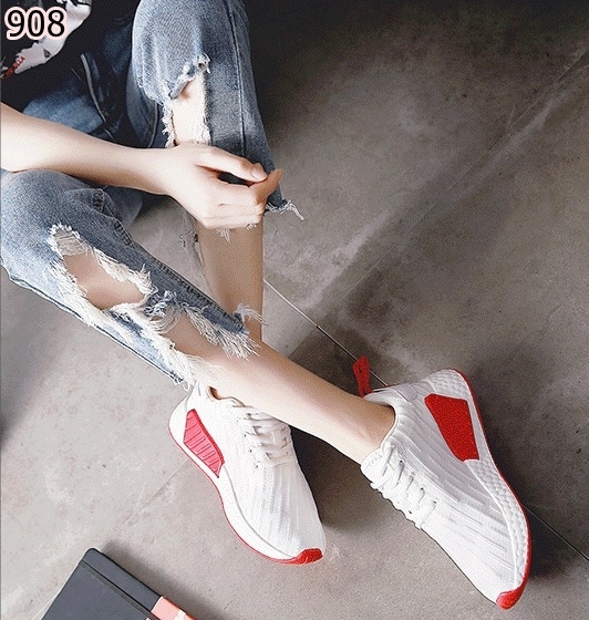 รองเท้าผ้าใบ Sport ลายตาข่าย (สีขาว)