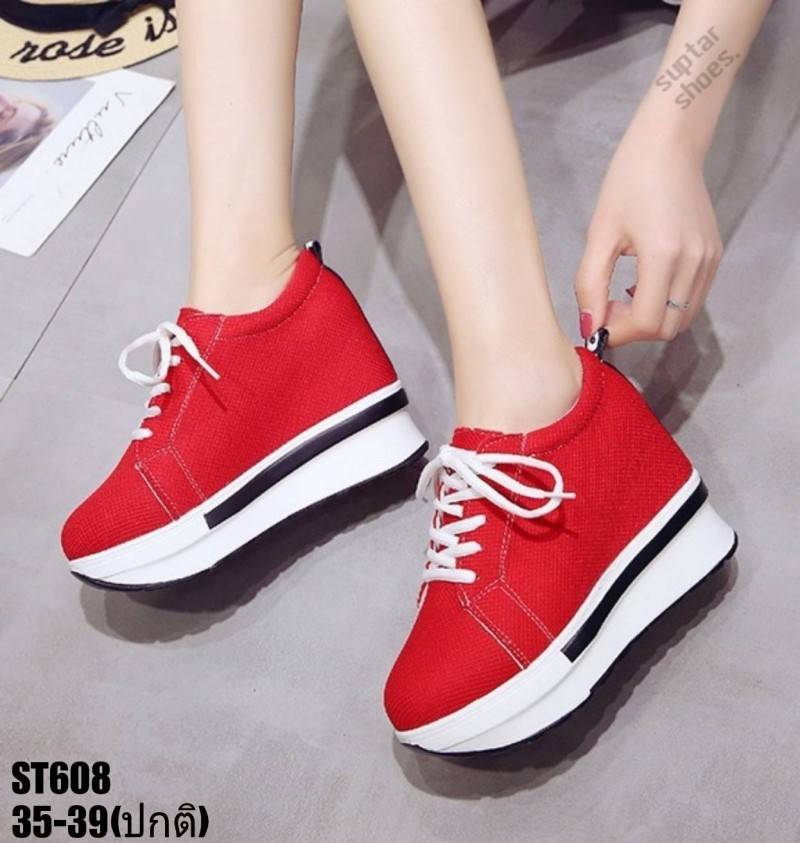 รองเท้าผ้าใบเสริมส้นแต่งลายแฟชั่น (สีดำ)