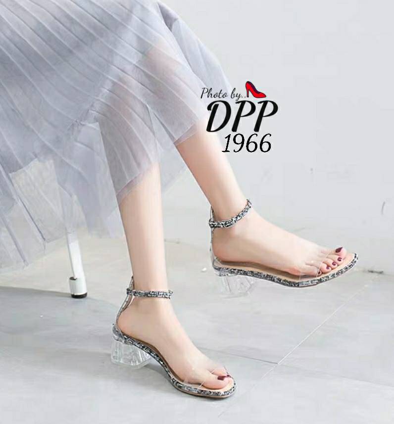 รองเท้าส้นแก้วผ้าทวิส (สีดำ)