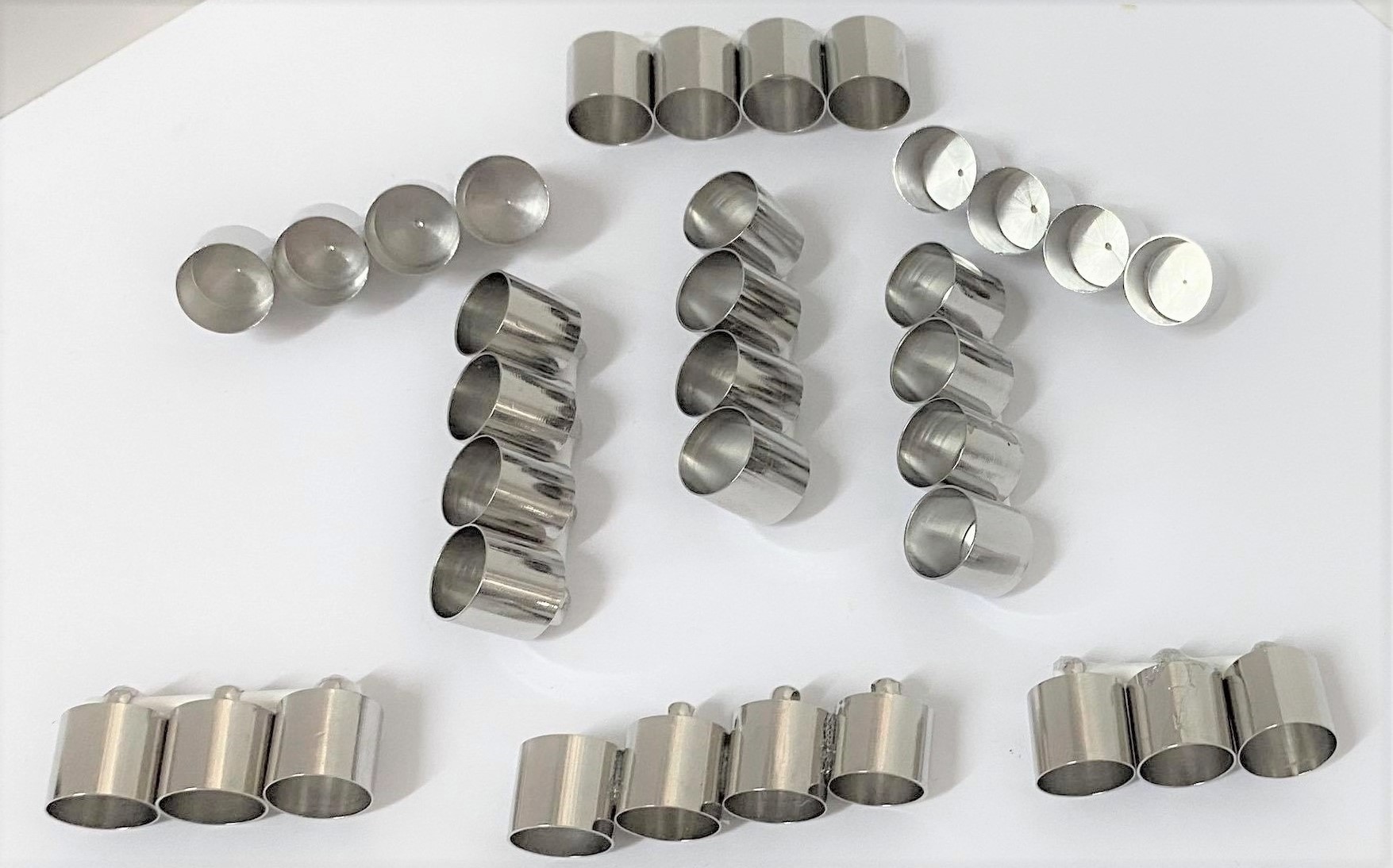 หม่ำโมเดลปลายท่อแต่งโมเดลรถสิบล้อ ท่อแฝดจำลอง ท่อซิ่งโมเดลรถบรรทุก 1/24 ใส่โมเดลรถบรรทุก แต่งรถดั้มของเล่น toy part