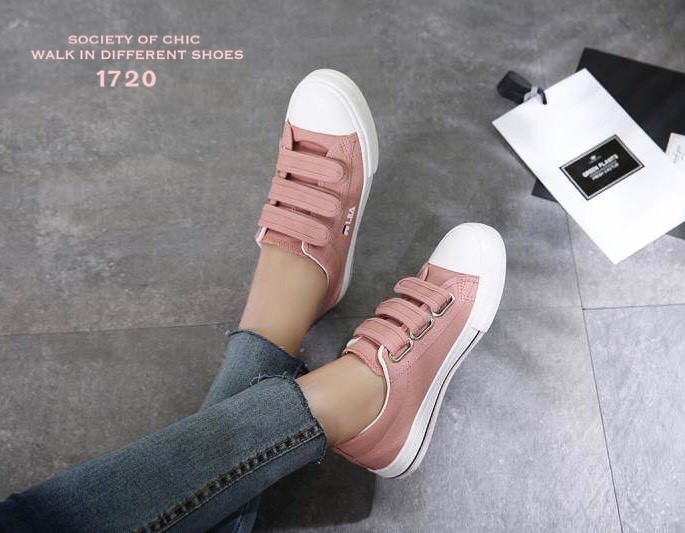 รองเท้าผ้าใบเมจิกเทป Style FILA (สีดำ)