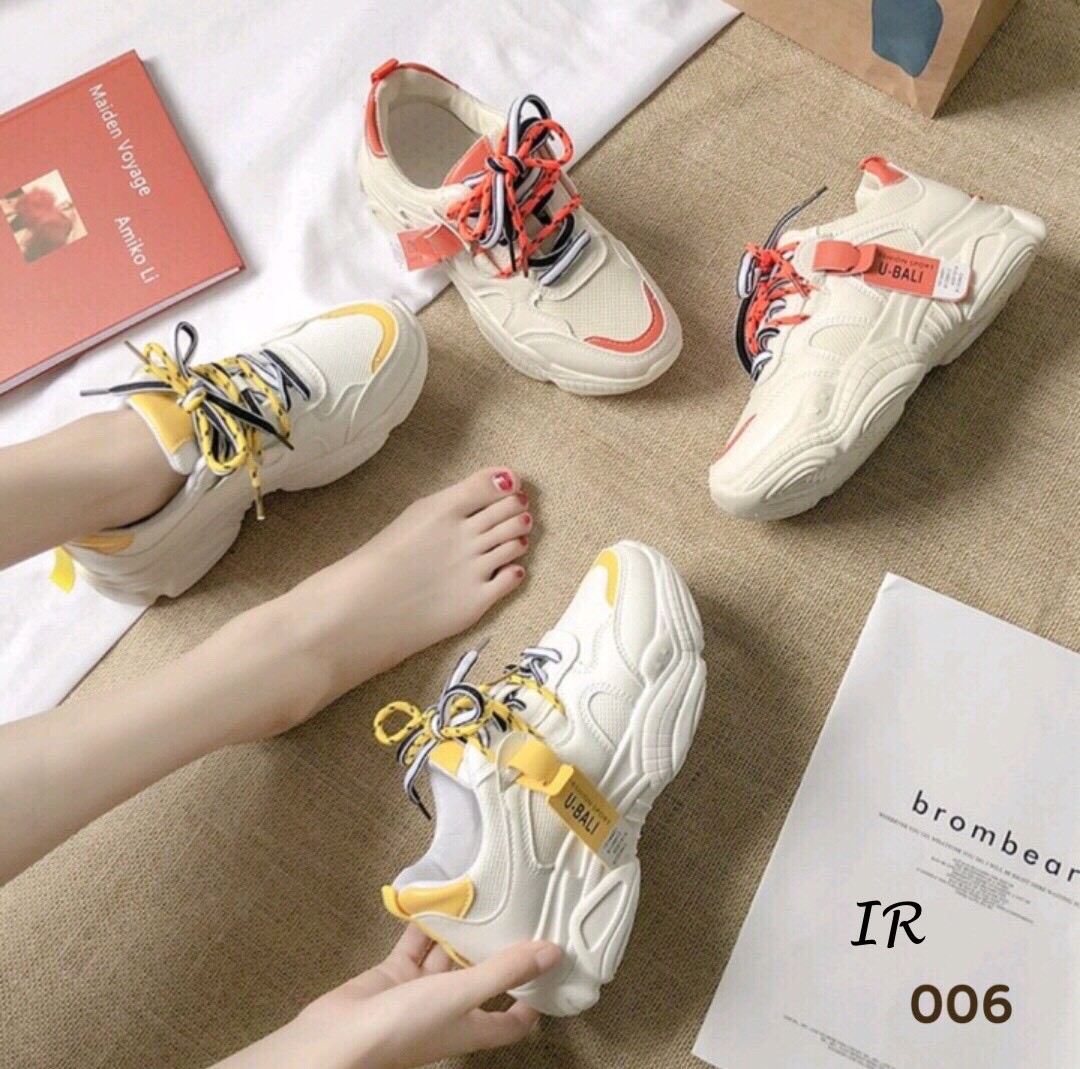 รองเท้าผ้าใยทรงSportแต่งป้ายสี (สีเหลือง)