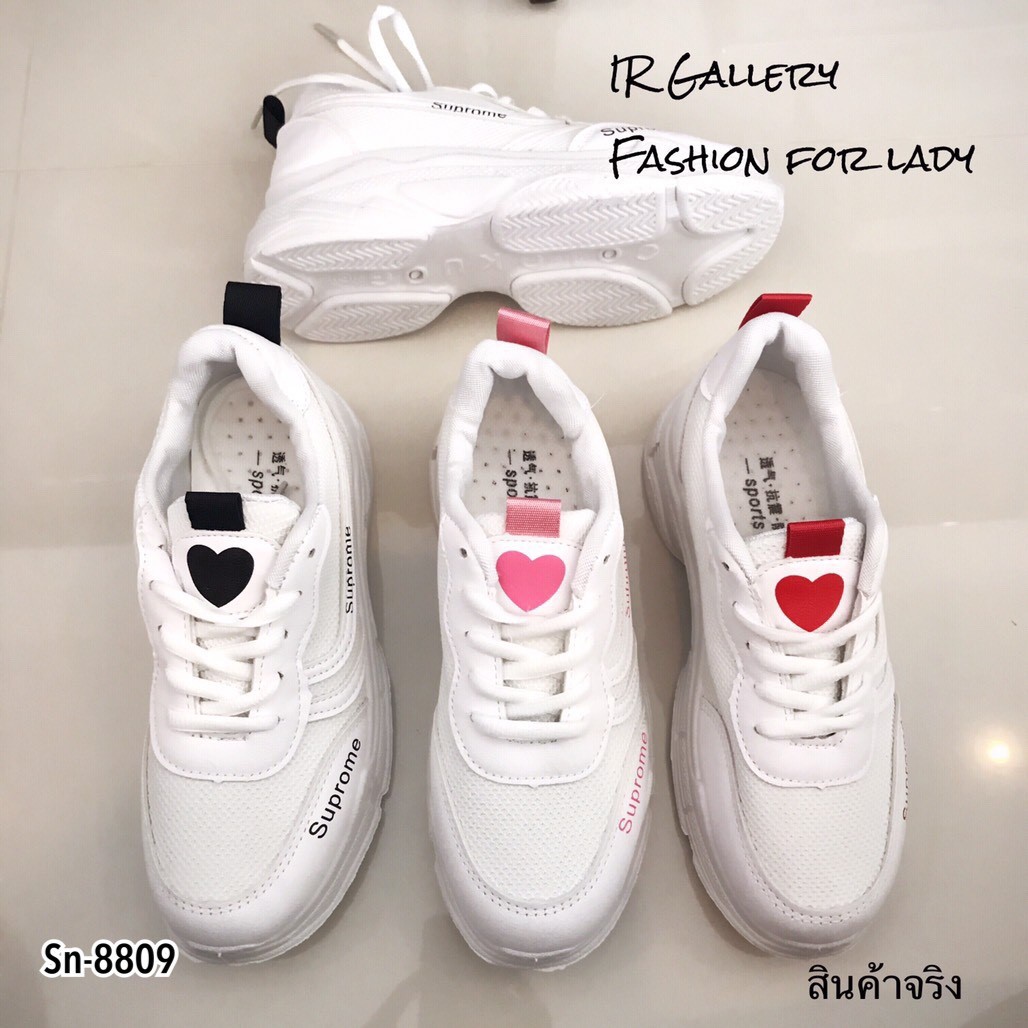 รองเท้าผ้าใบสไตล์ Sportแต่งหัวใจ (สีชมพู)