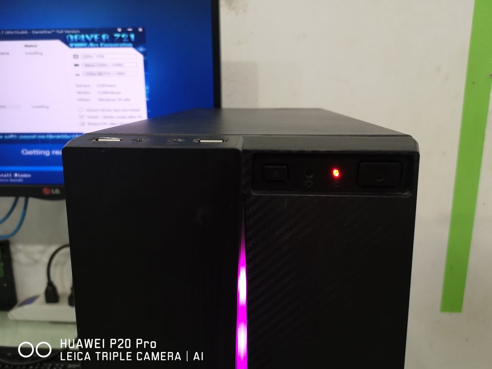 intel Core i5-2500 SSD240 R7 260X