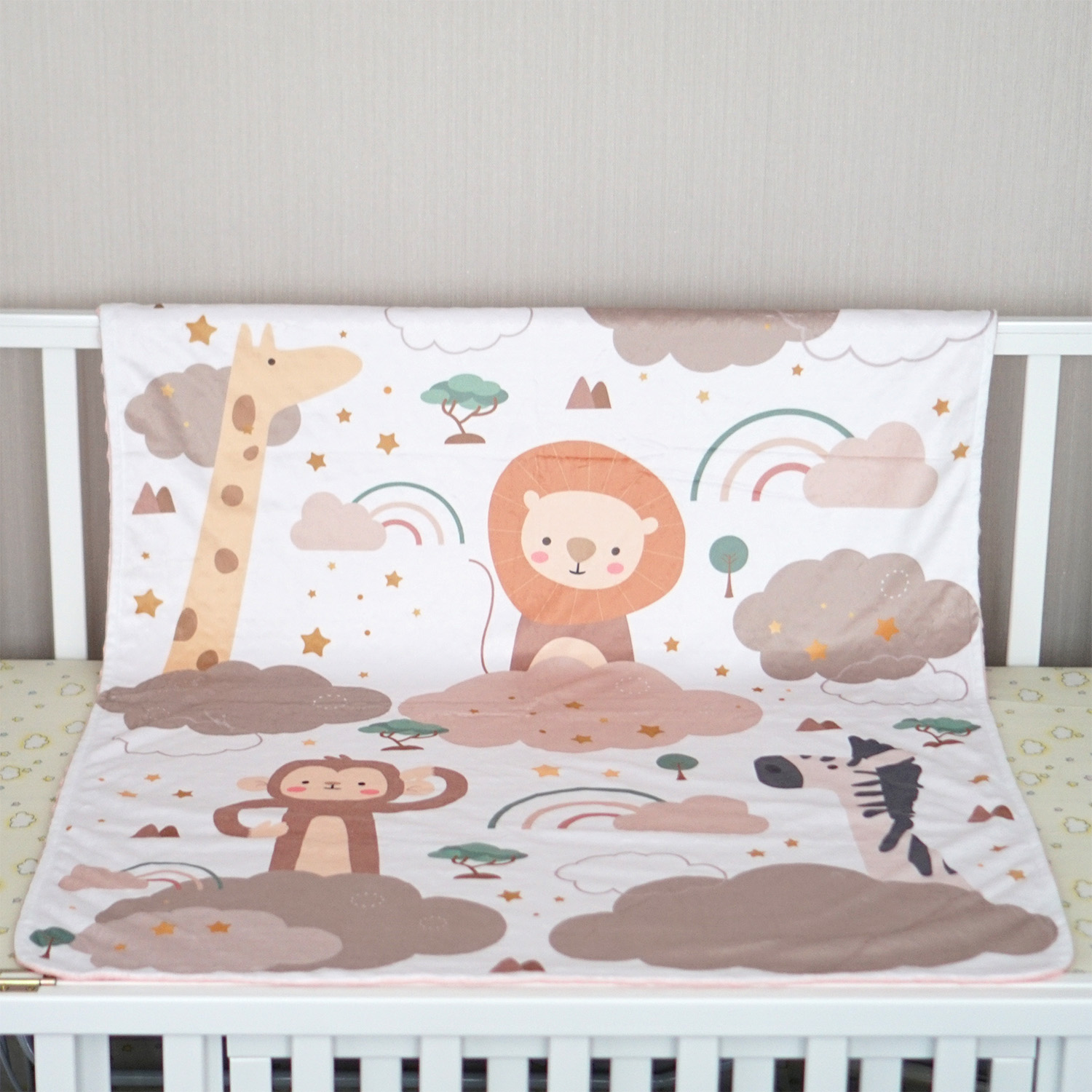 ผ้าห่ม Minky ลาย Safari 75x100cm แบบปักชื่อ ด้านหลังสีน้ำตาล