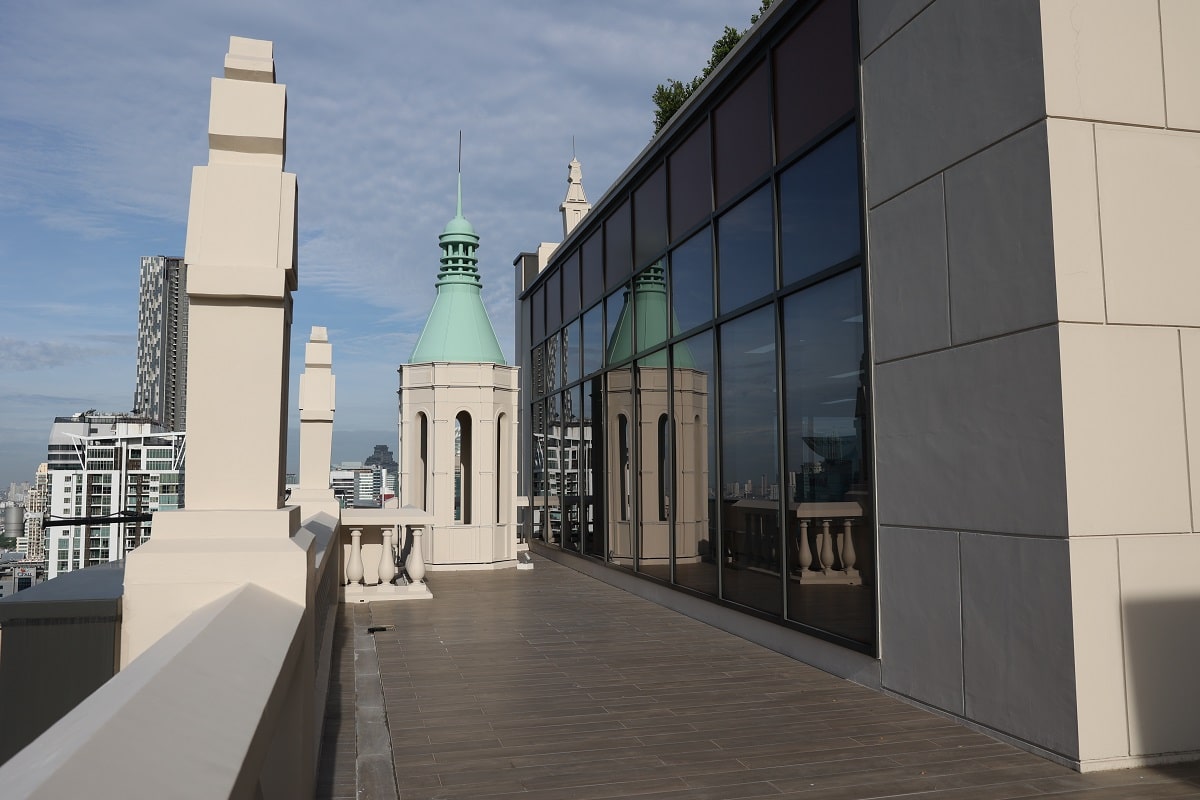 อาคารสำนักงานโครนอส สาทร (Kronos Sathorn office building) สำนักงานให้เช่าย่านถนนสาทร พระราม 4 กรุงเทพฯ ใกล้สวนลุมพินี เพียง 700 เมตร