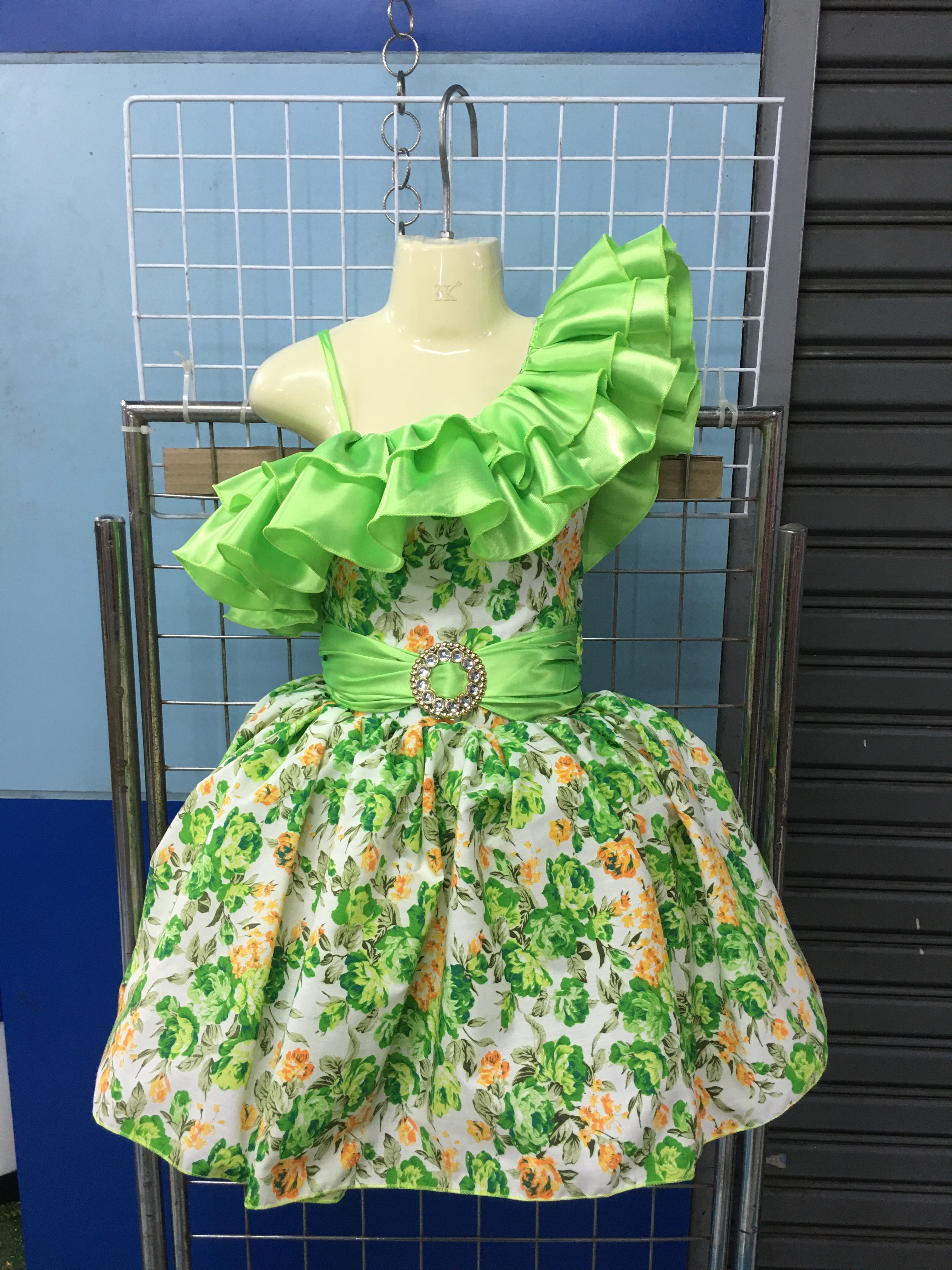 ชุดลายดอก-ระบายเฉียง ชุดดรัมเมเยอร์เด็ก ชุดเชียร์ลีดเดอร์เด็ก