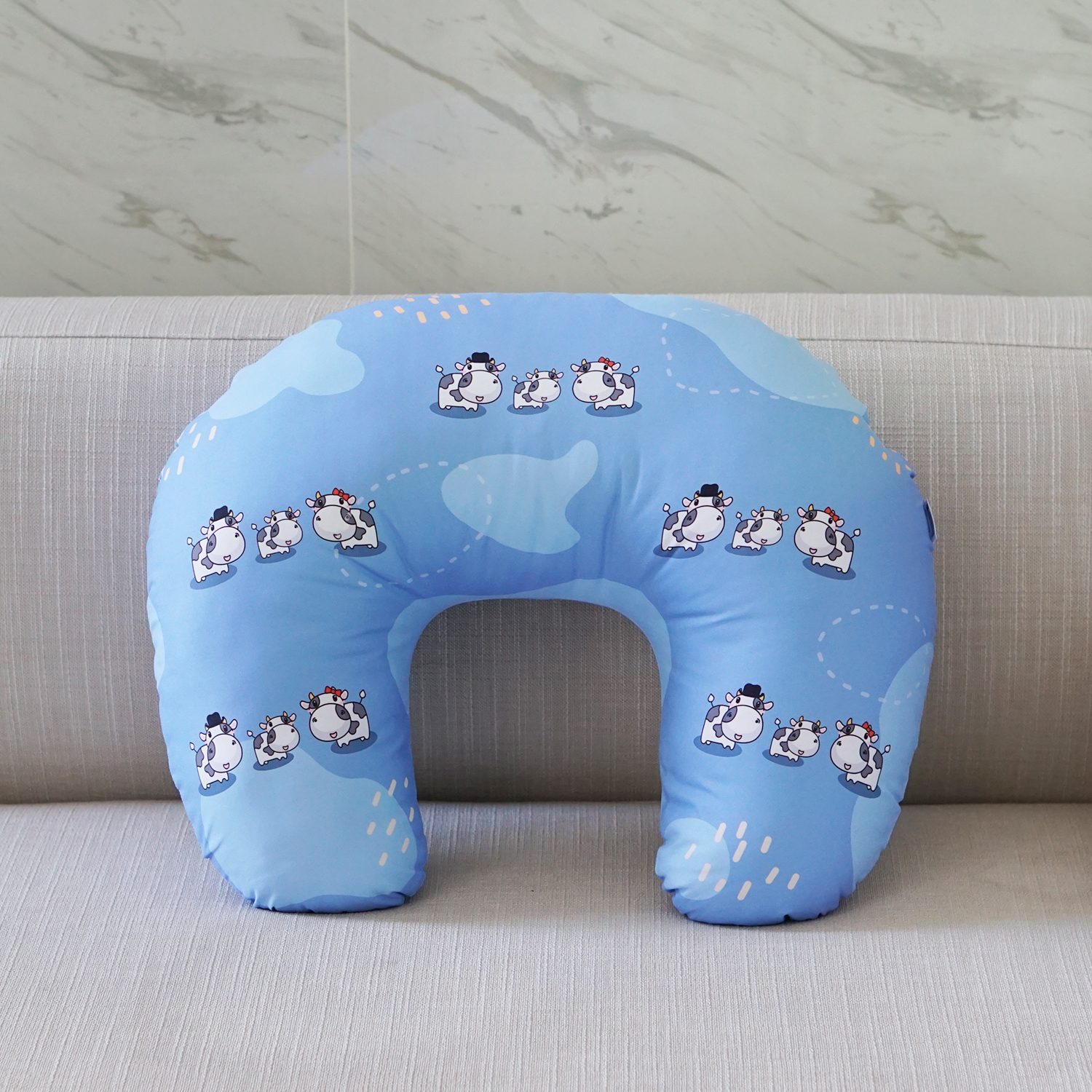 หมอนรองให้นม สั่งทำใส่ชื่อ ลาย Cow1 - Indigo