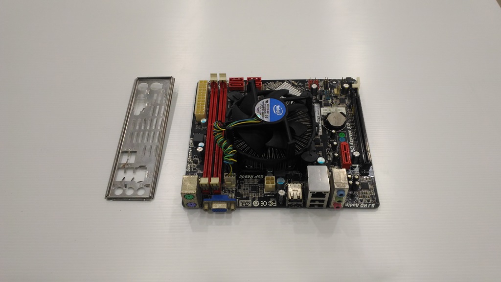BIOSTAR H61MGV3 + G2020