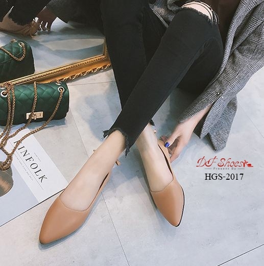 รองเท้าคัทชูส้นแบนแต่งโบว์หลัง (สีกากี)