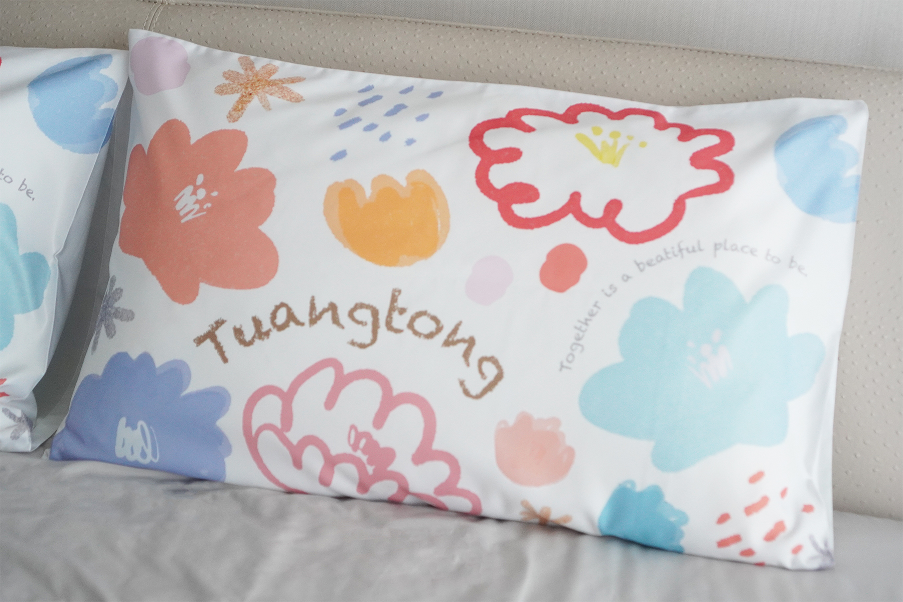 ชุดของขวัญแต่งงาน ปลอกหมอนคู่+ผ้าห่ม ขนาด 100x150cm ลาย Matalada