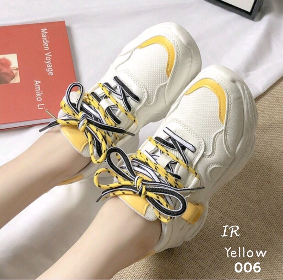 รองเท้าผ้าใยทรงSportแต่งป้ายสี (สีเหลือง)