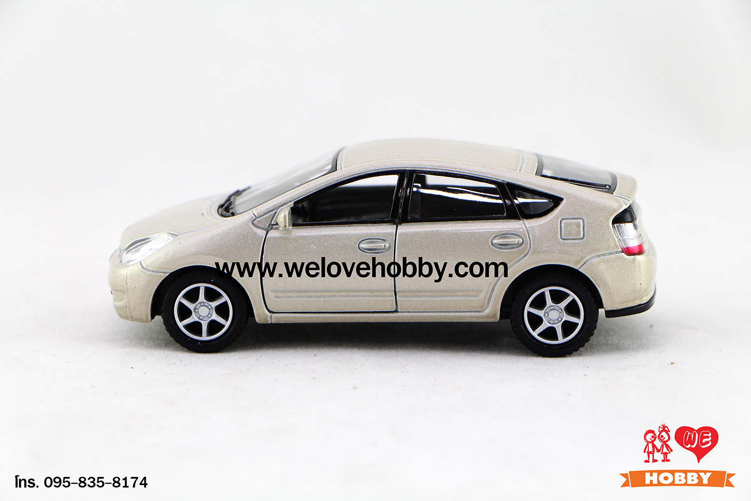 โมเดลรถ Toyota Prius สีบรอนซ์ทอง Scale 1:34