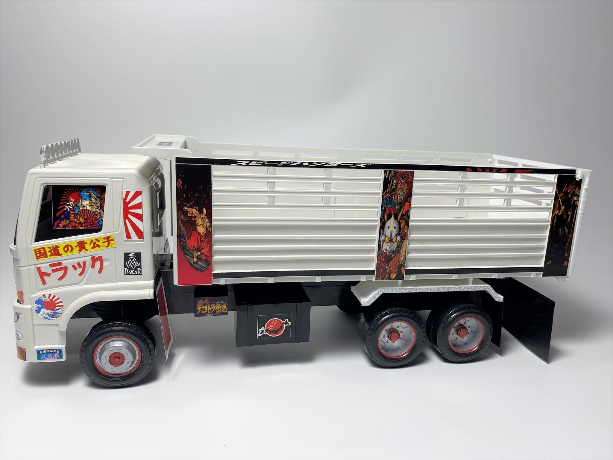 รถดั้มแต่งวัยยุ่น สไตล์ญี่ปุ่น โมเดลรถสิบล้อแต่ง 1/24