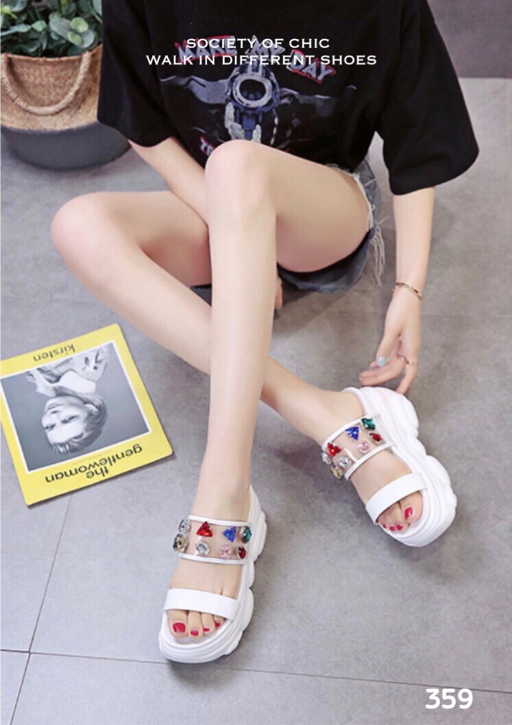 รองเท้าแตะเสริมส้นสไตล์Sportแต่งเพชร (สีขาว)