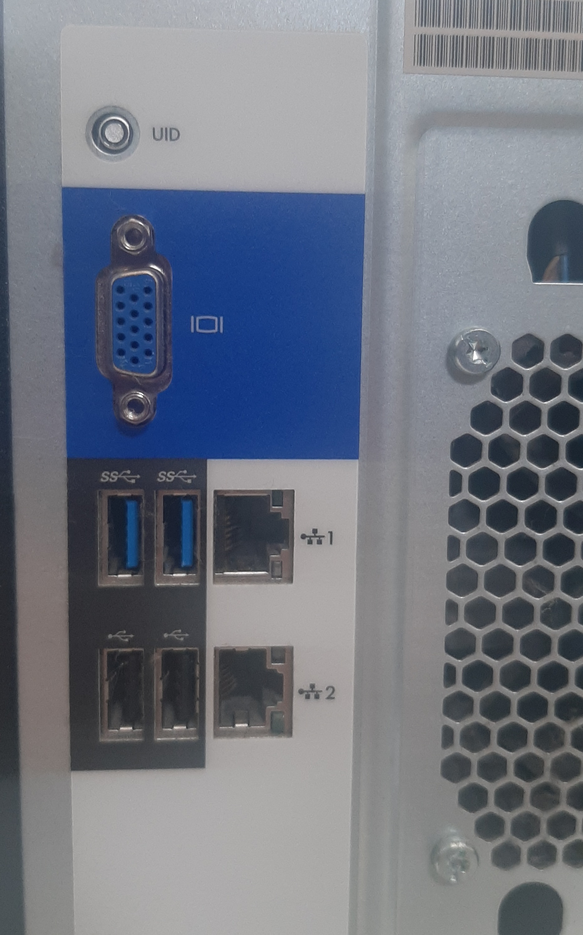 เซิร์ฟเวอร์มือสอง สภาพดี HP ML110 Gen9 (Xeon E5-2620V4 Ram8GB HDD300GB x4) ประกันร้าน 1 เดือน