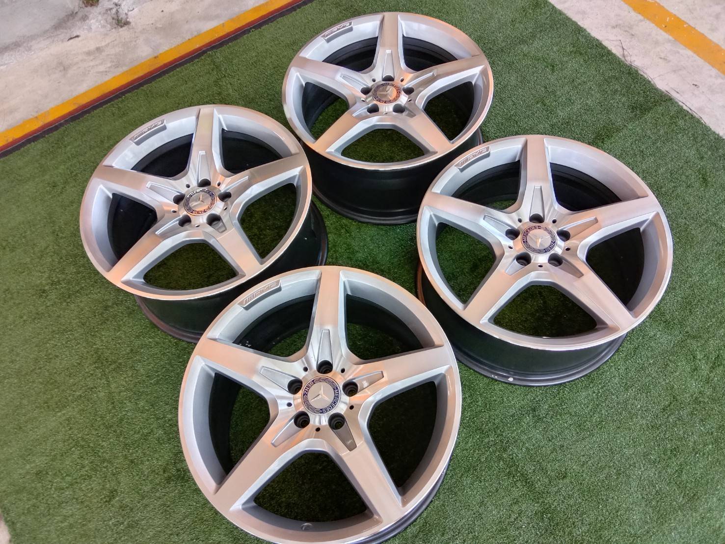 ล้อแท้ AMG 5 SPOKE BENZ SL R231 19"