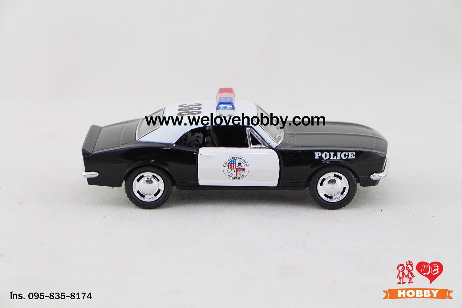 โมเดลรถตำรวจ 1967 Chevrolet Chevy Camaro Z-28 สีดำ-ขาว Scale 1:37