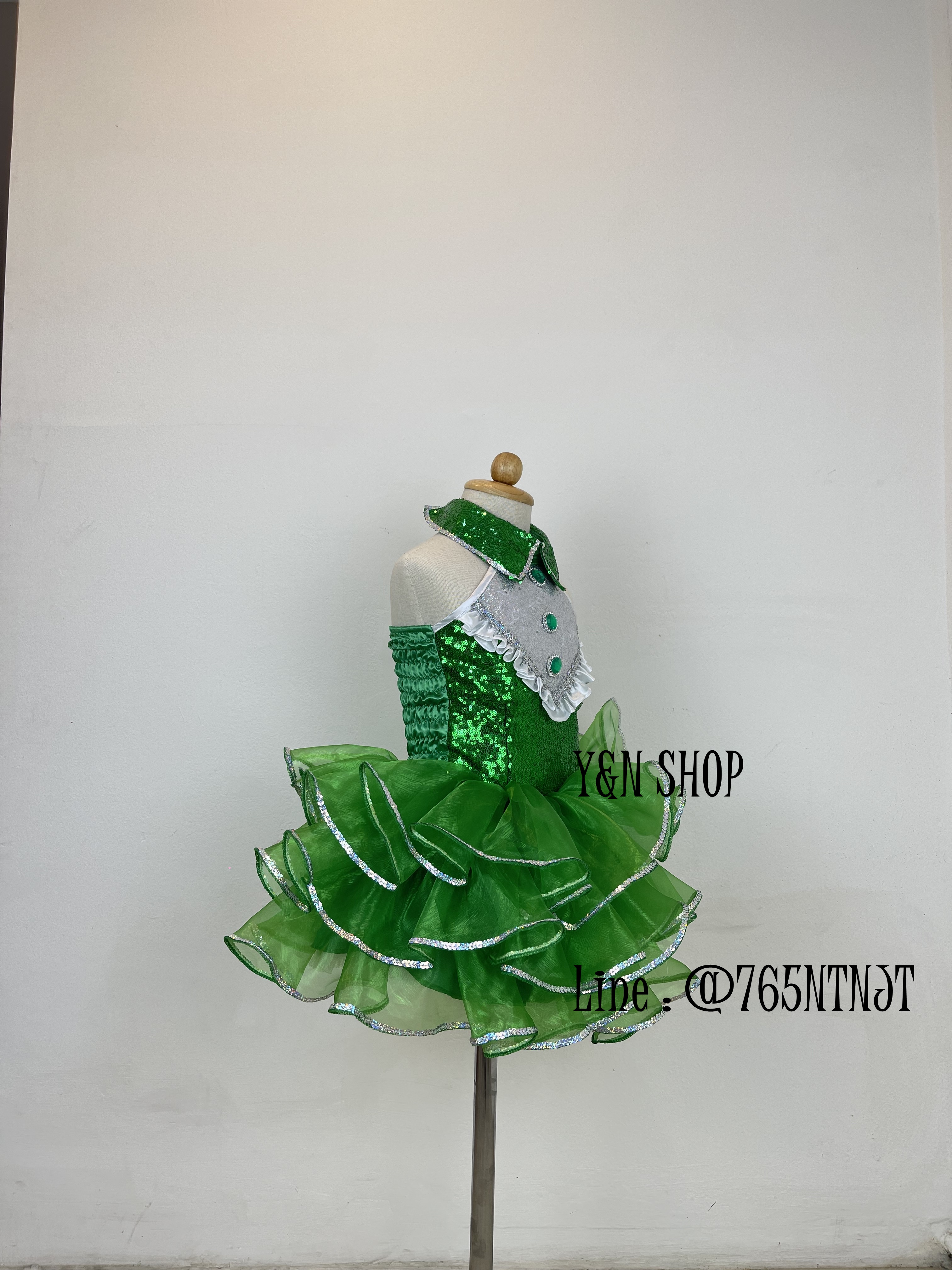 Y&NShop ชุดดรัมเมเยอร์ ชุดเชียร์ลีดเดอร์ เด็กผู้หญิงอนุบาล-ประถมต้น แบบชุดคอปก