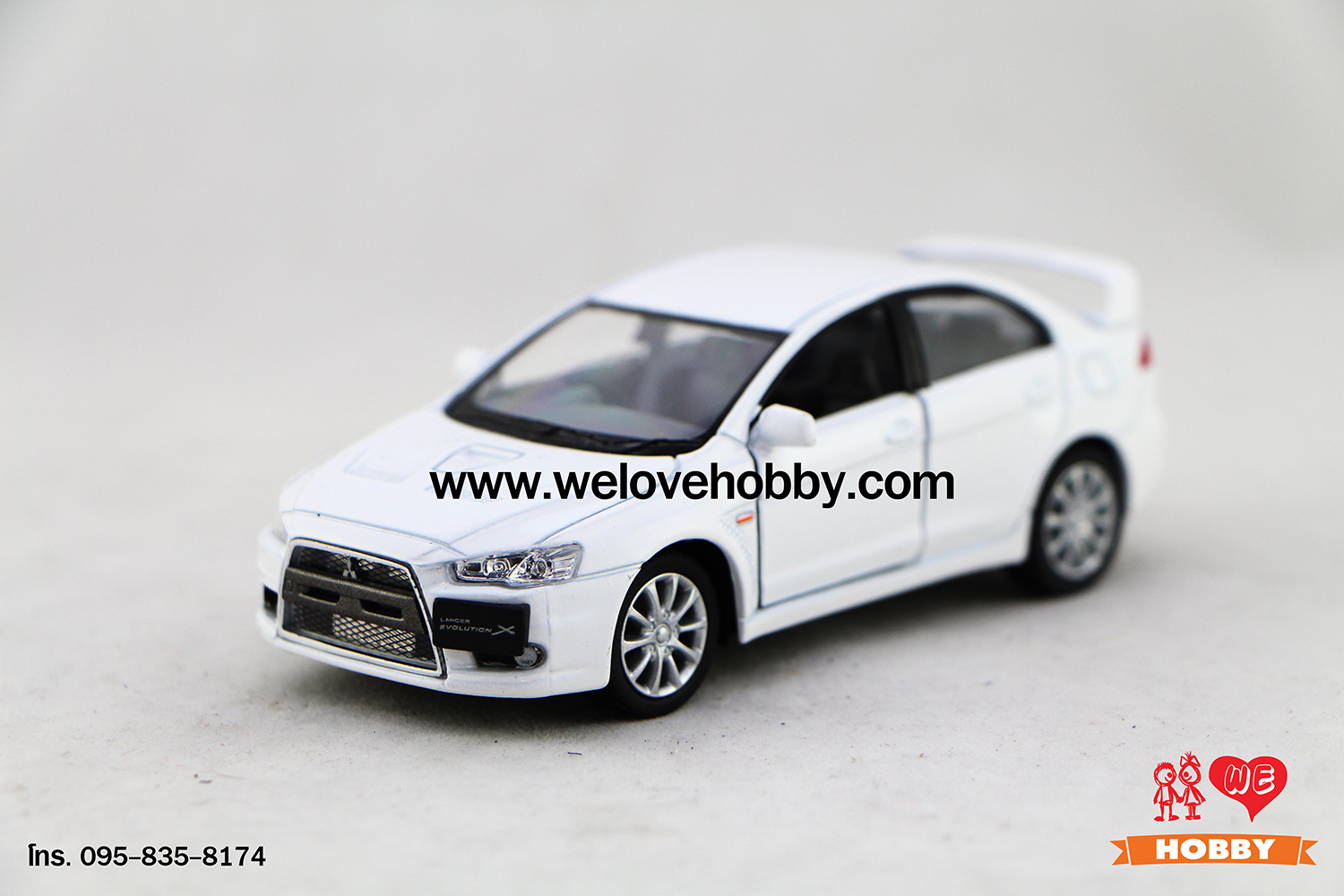 โมเดลรถ 2008 Mitsubishi Lancer Evolution X สีขาว Scale 1:36