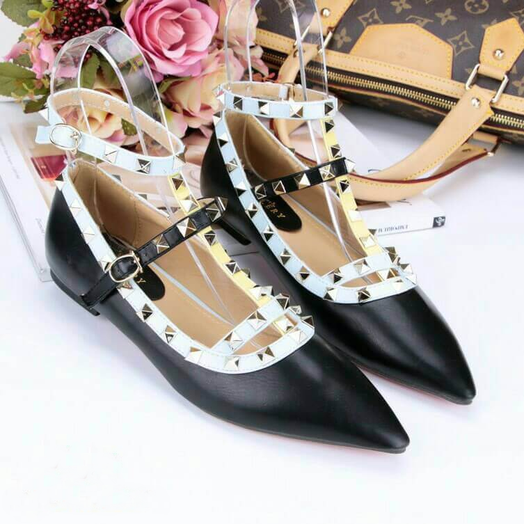 รองเท้าส้นแบน Style Valentino Pastel (สีดำ)