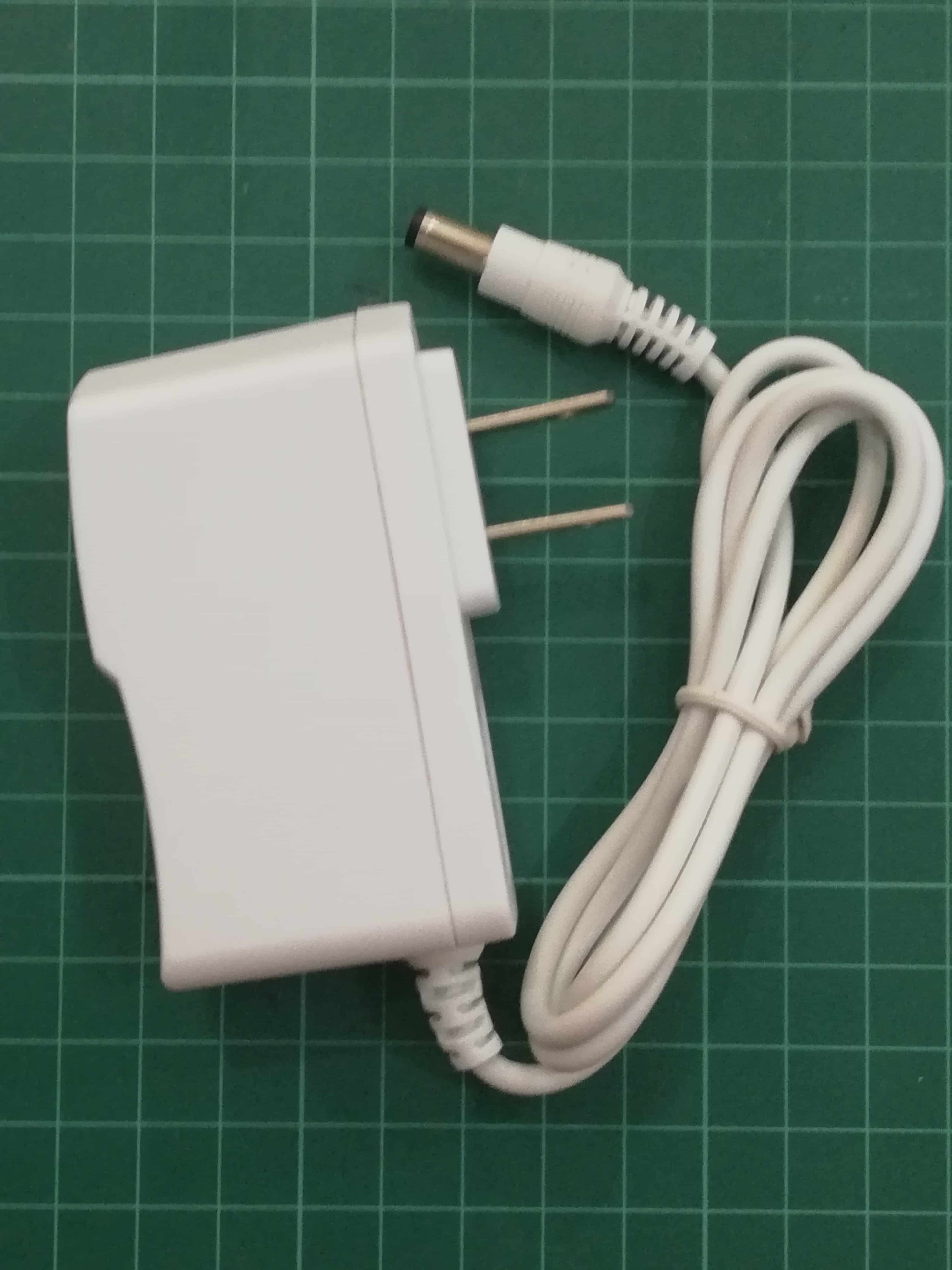 Adapter power supply 9V 2A