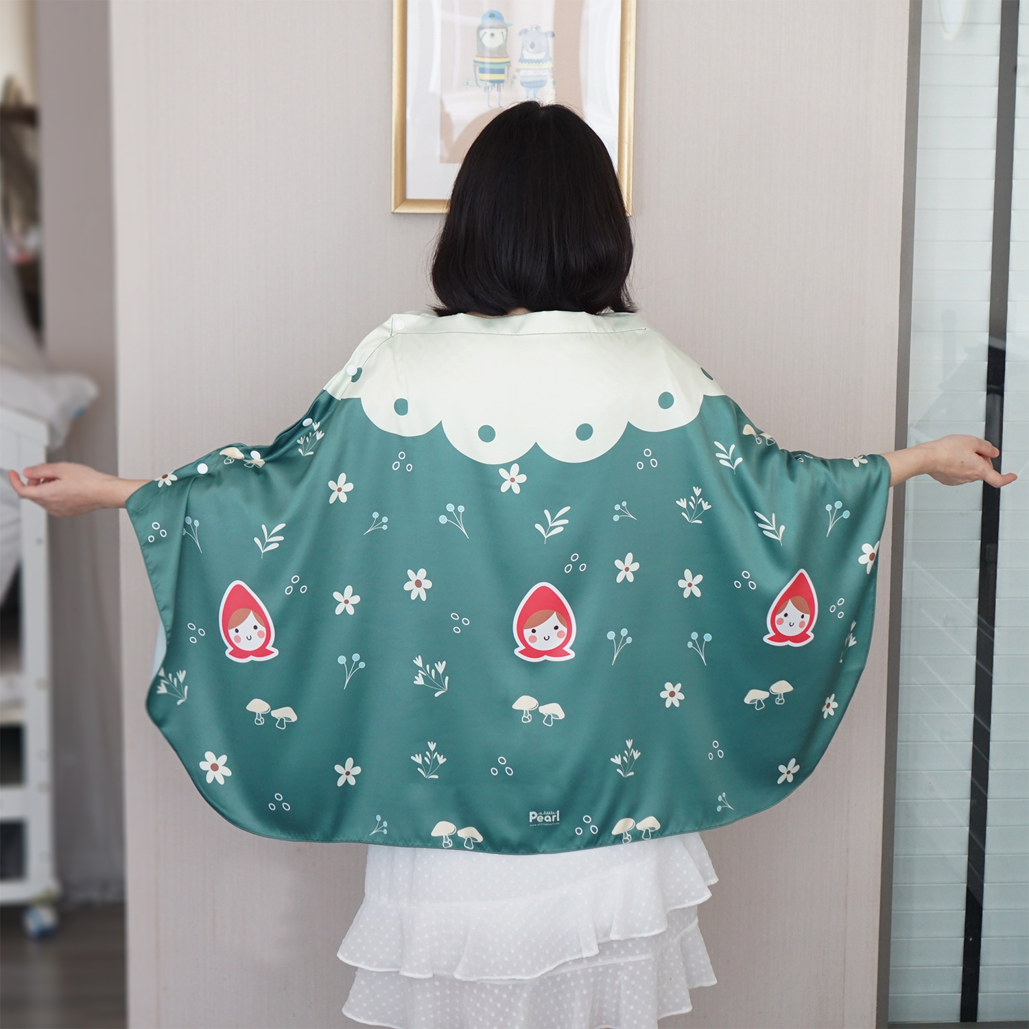 ชุดของขวัญเด็กแรกเกิด BP3 หมอนหลุม + ผ้าคลุมให้นม รุ่น 3in1 ลาย Litte Red Riding Hood - Green