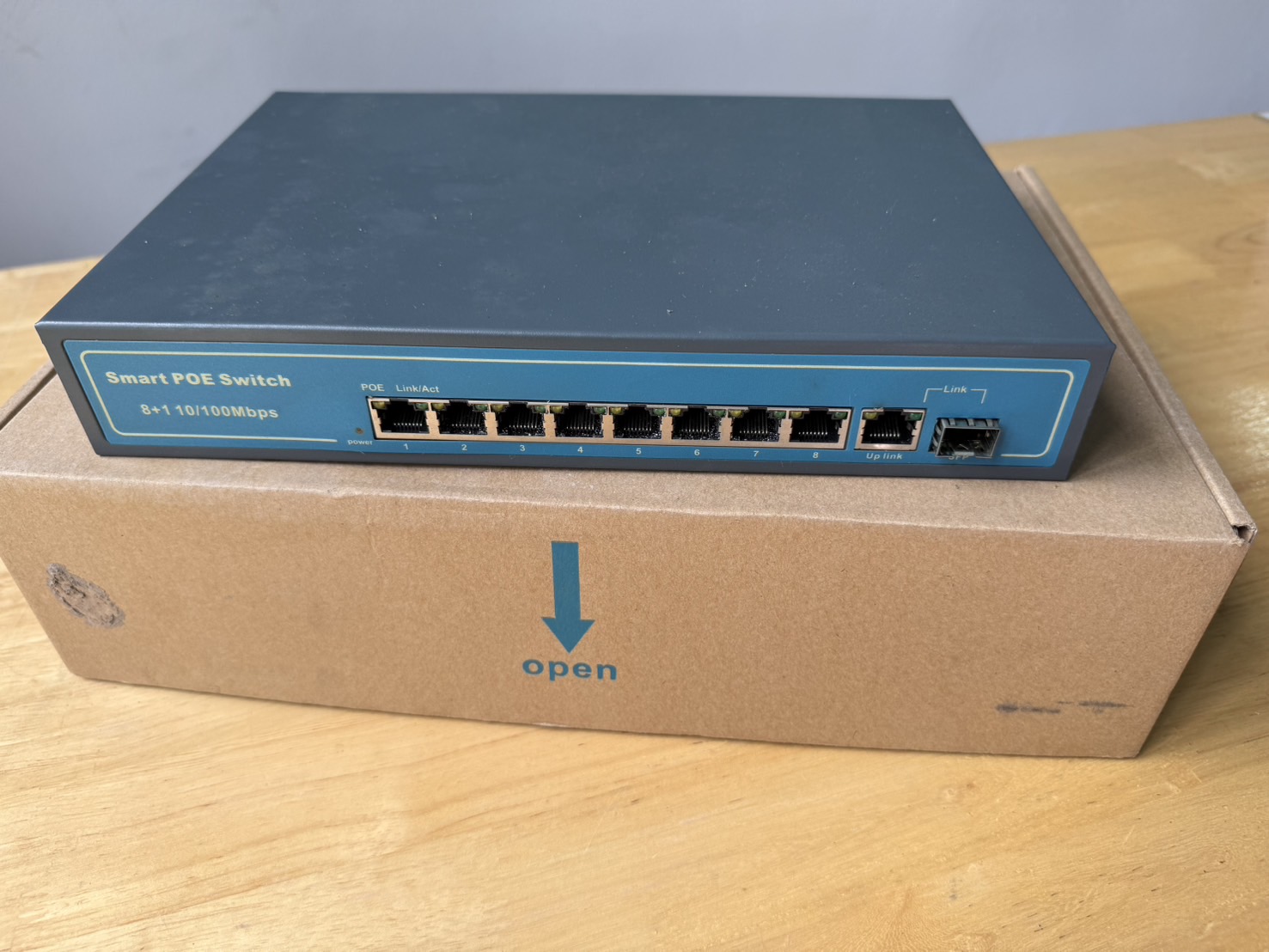 สวิตซ์ฮับ Smart Poe Switch 10/100 XMS-POE 508 8 Port