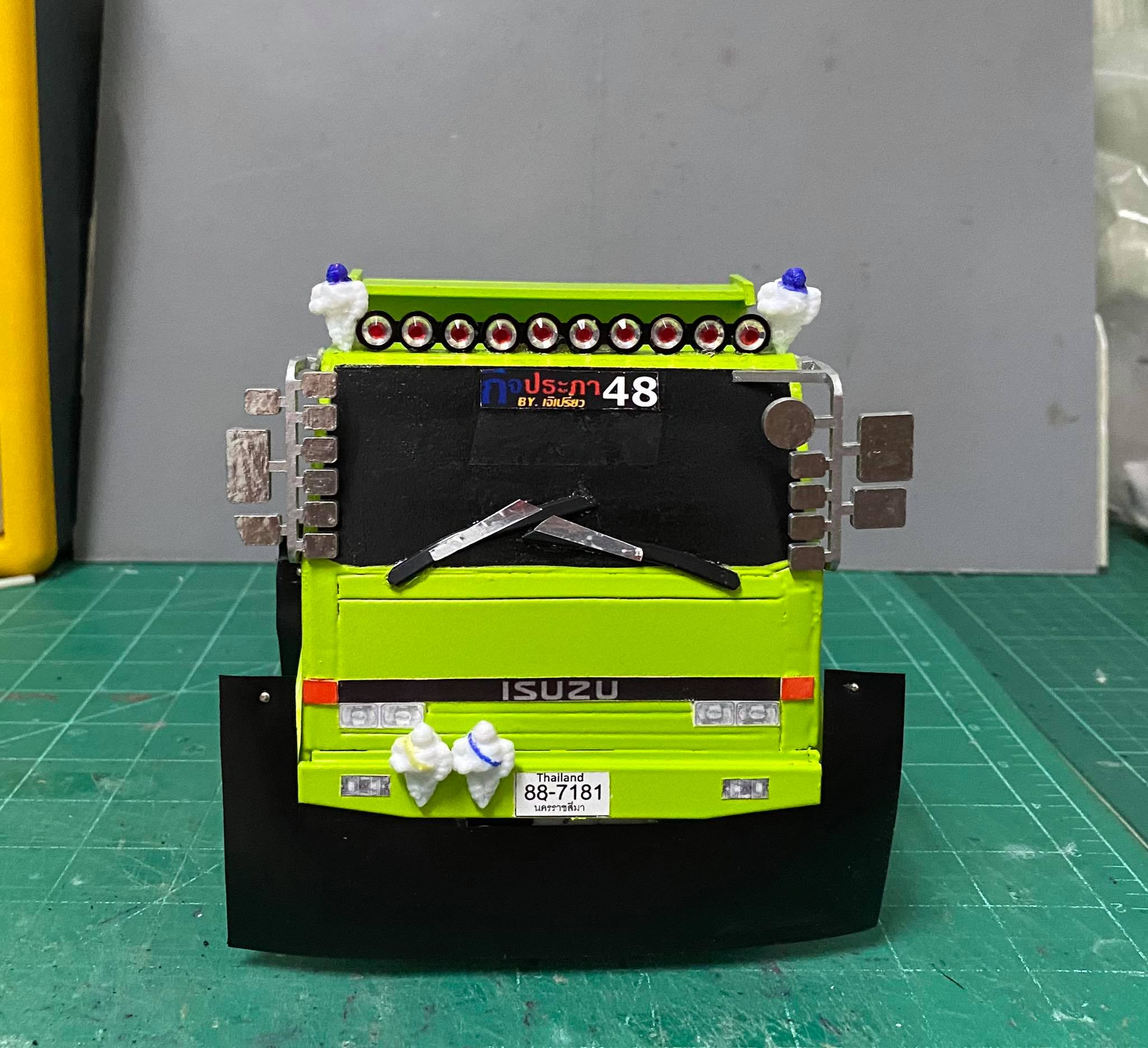 รถดั๊มพ์ 6 ล้อ อีซูสุร๊อกกี้ 1/24 พลาสติก