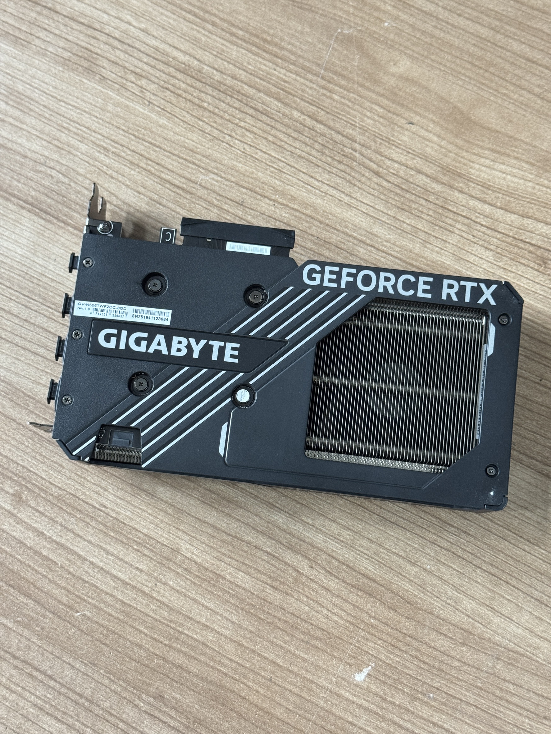 การ์ดจอ Gigabyte RTX5060 Ti OC 8GB GDDR7 ประกันเต็มๆ