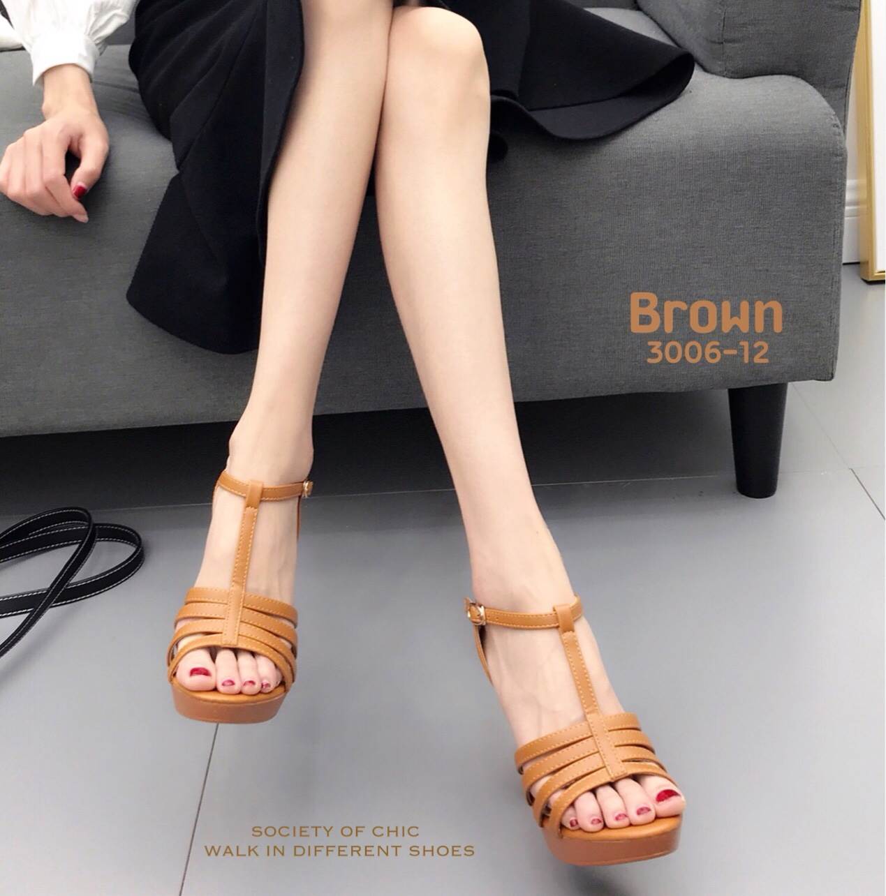 รองเท้าส้นสูงหน้าสานรัดข้อ (สีกากี)