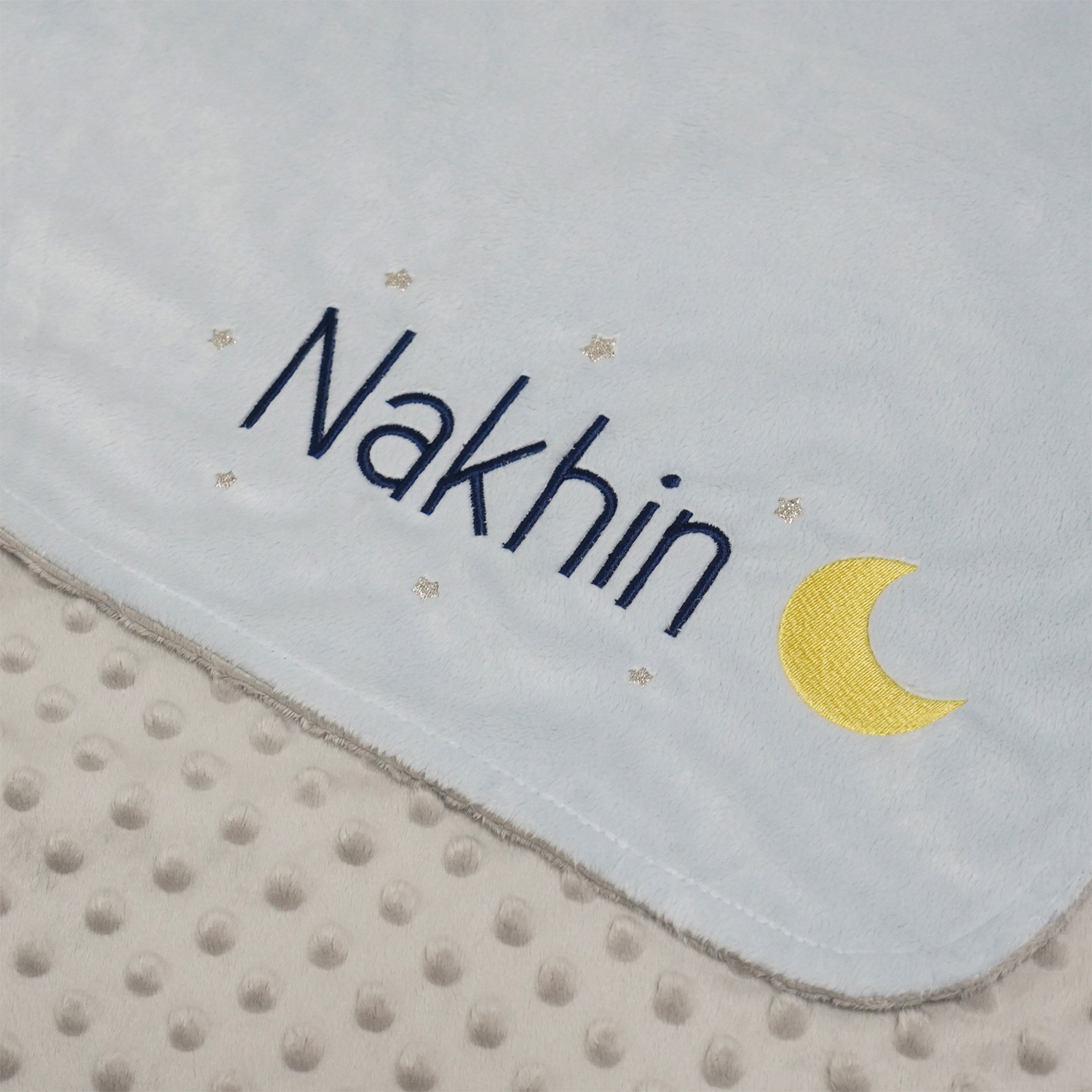 ผ้าห่ม Minky - สีฟ้า + เทา 75x100cm แบบปักชื่อ+icon - Moon