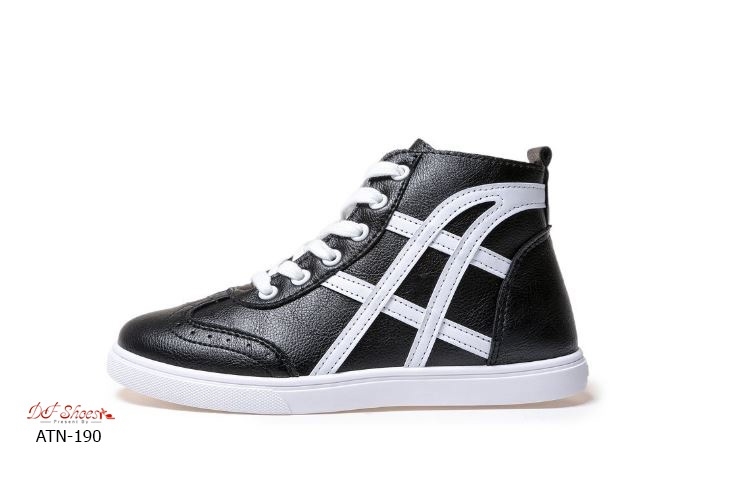 รองเท้าผ้าใบหุ้มข้อแต่งลาย (สีขาว)