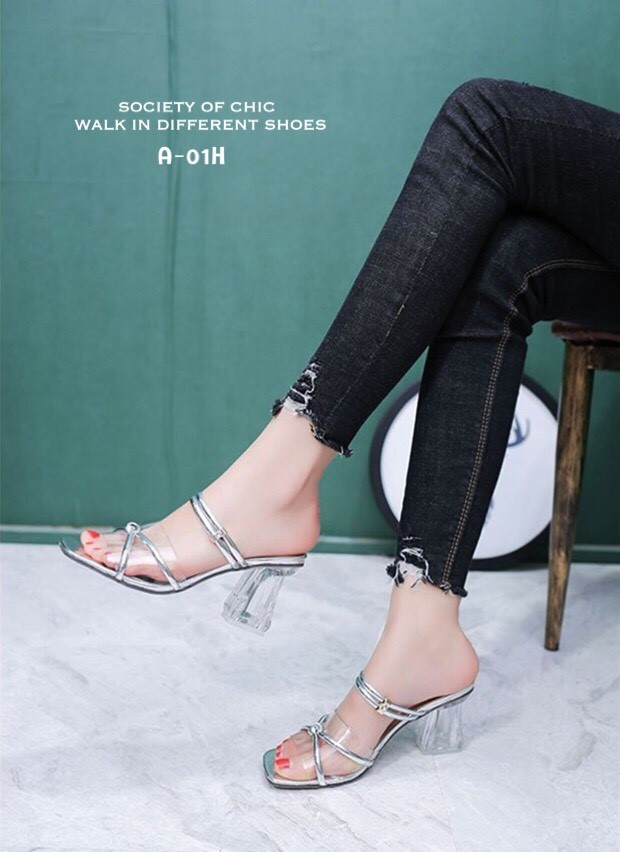 รองเท้าส้นแก้วสไตล์ Maxi (สีเงิน)